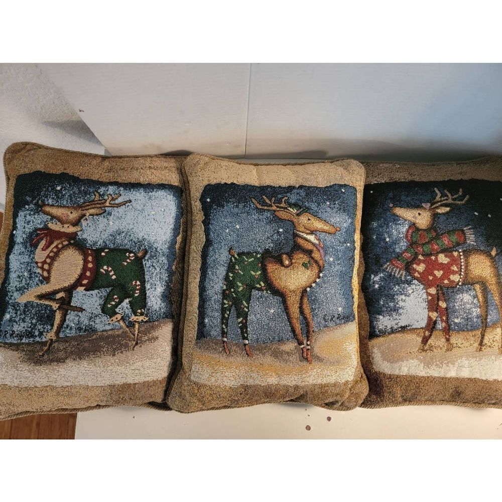 Fashion Home Multicolor Reindeer Holiday Christmas Pillows Set Of 3 Sz 12"x 16"